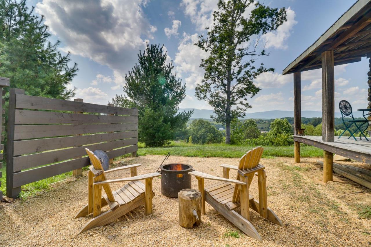 Rustic Baileys Retreat Cabin Near Wineries! Crozet Exterior photo